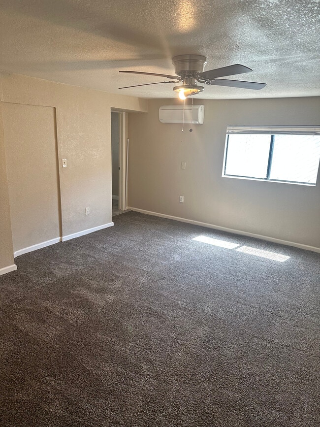 Bed Room - 934 E Andrews Ave