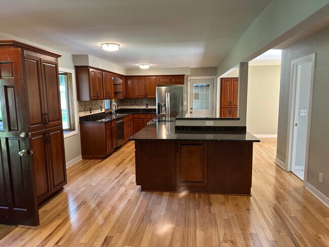 Building Photo - 4981 E Turtle Ln