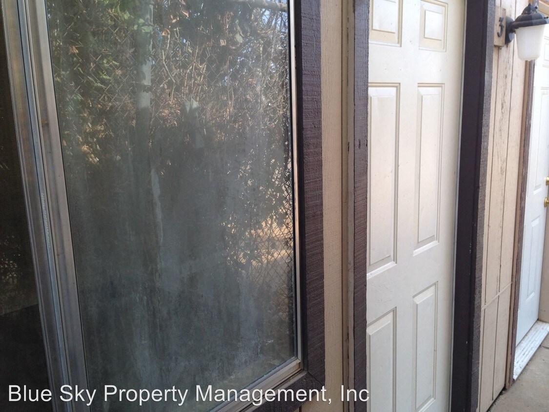 9310 Road 236, Terra Bella, CA 93270 Condo for Rent in Terra Bella