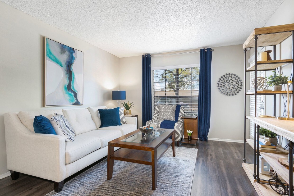 Avion at Carrollwood Apartments Tampa, FL