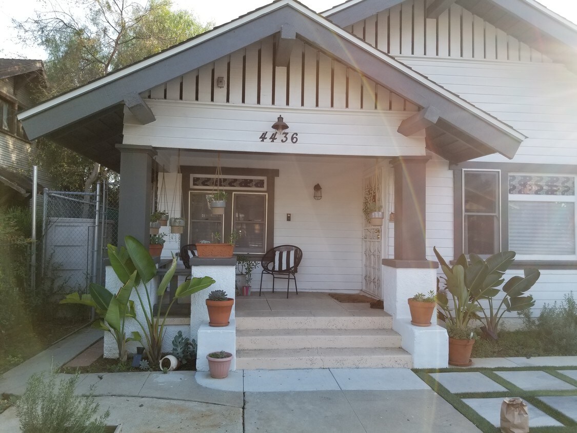 Foto principal - 4436 Kingswell Ave
