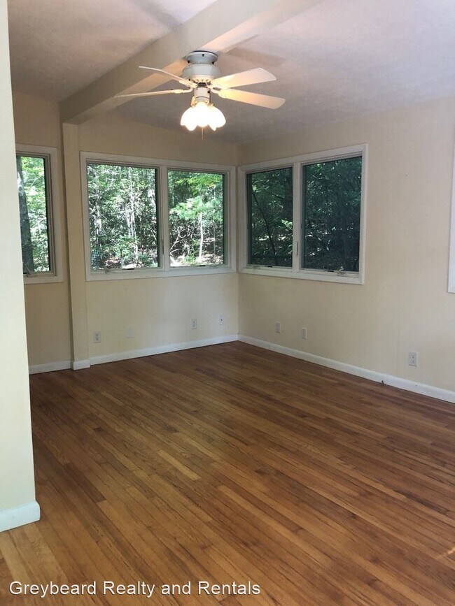 Building Photo - 3 br, 3 bath House - 97 Temple Rd