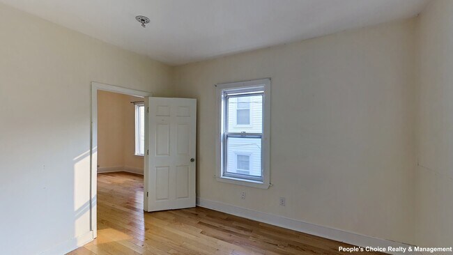 Foto del edificio - 120 Cedar St