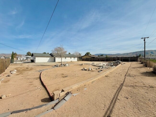 Building Photo - 10784 Cochiti Rd