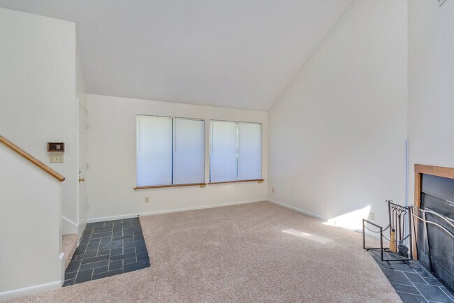 Foto del edificio - 1543 Birnam Dr