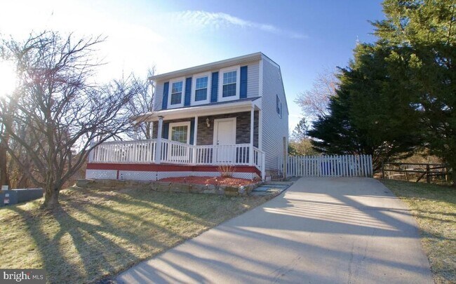 Building Photo - 7908 Well Water Way
