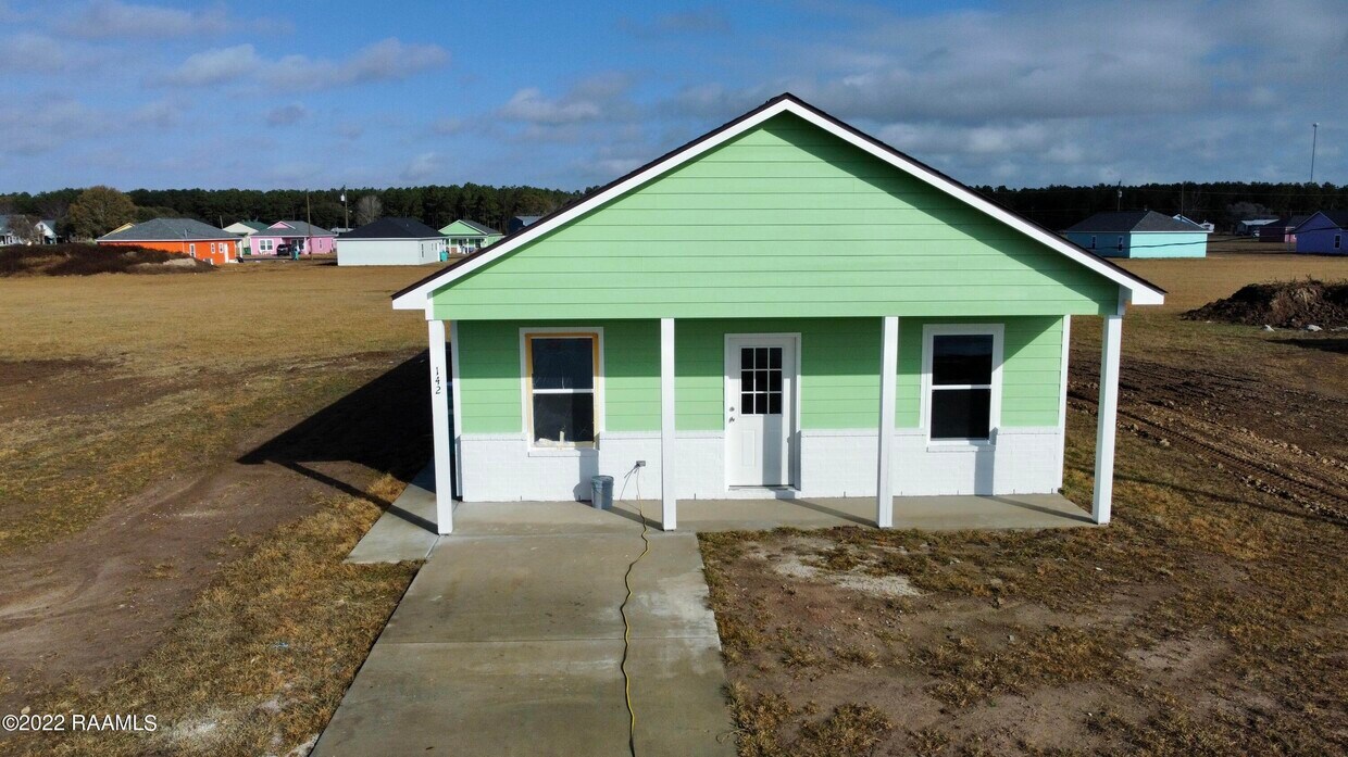 142 Le Village Loop, Opelousas, LA 70570 House Rental in Opelousas
