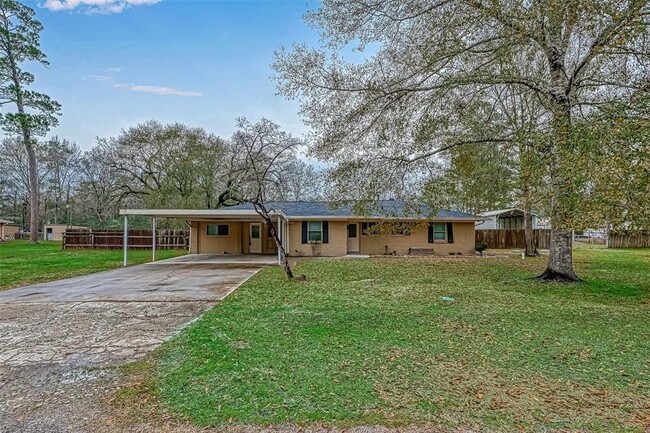 Building Photo - 16002 Frontier Rd
