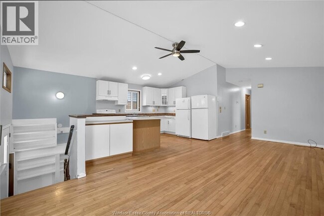 Building Photo - 463 Randolph Ave