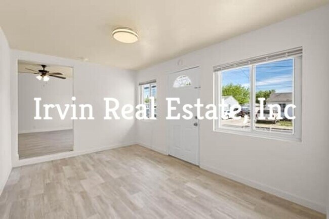 Foto del edificio - A Nice 4 Bedroom 1 Bath home