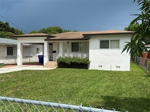 Building Photo - 1221 NW 34th Ave