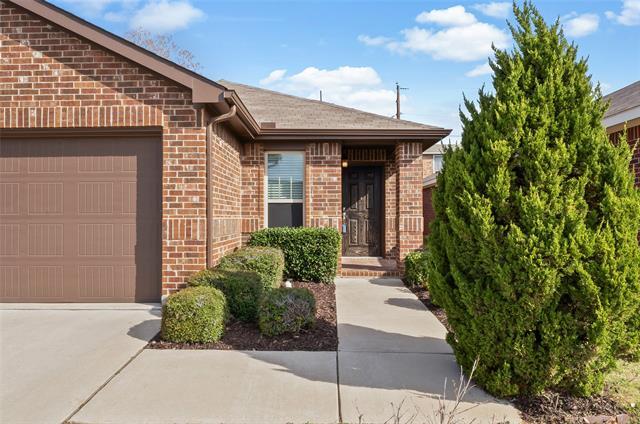 Building Photo - 1305 Briarwood Dr