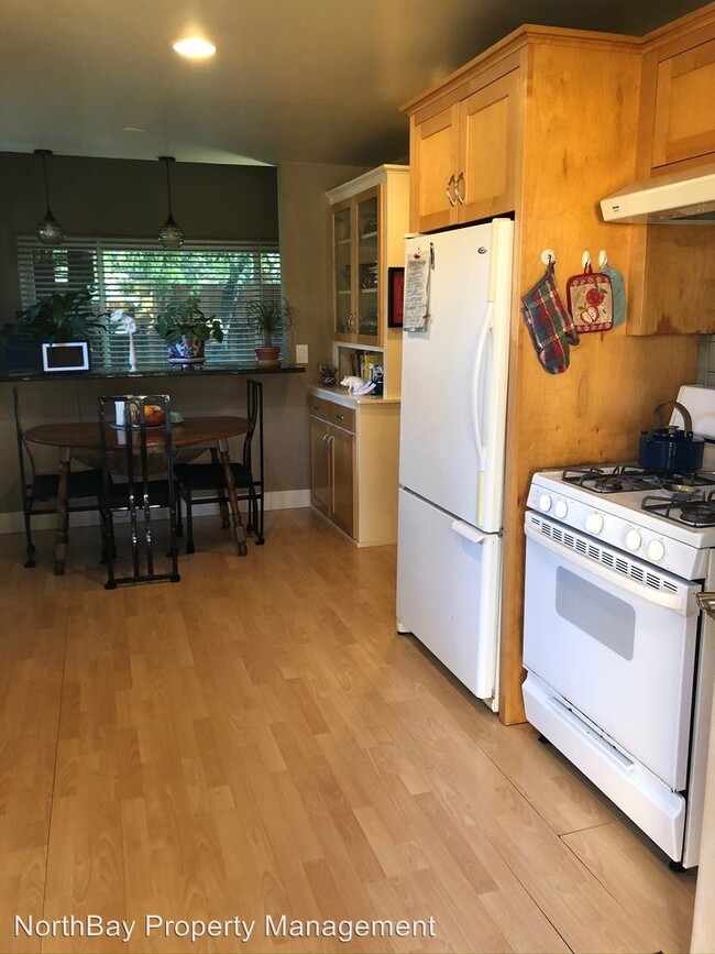 Building Photo - 3 br, 2 bath House - 1160 Gravenstein Hwy N