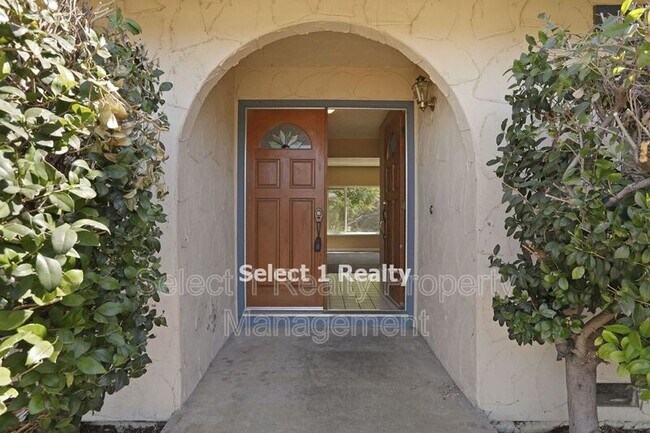 Building Photo - 261 Kingsberry Pl