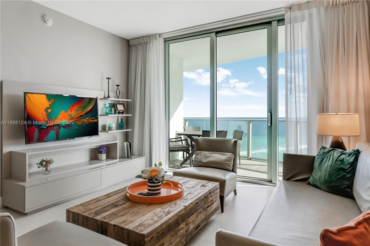 Primary Photo - 4111 S Ocean Dr