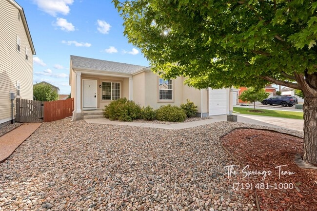 Building Photo - Charming Ranch-Style Home with AC on Cul-d...