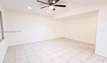 Building Photo - 5100 SW 41st St