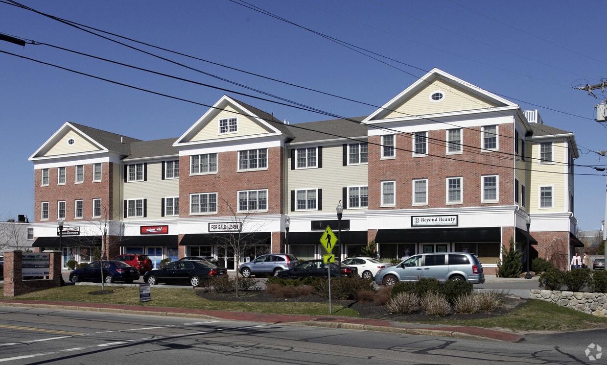 68 Center St, Hyannis, MA 02601 Apartments in Hyannis, MA