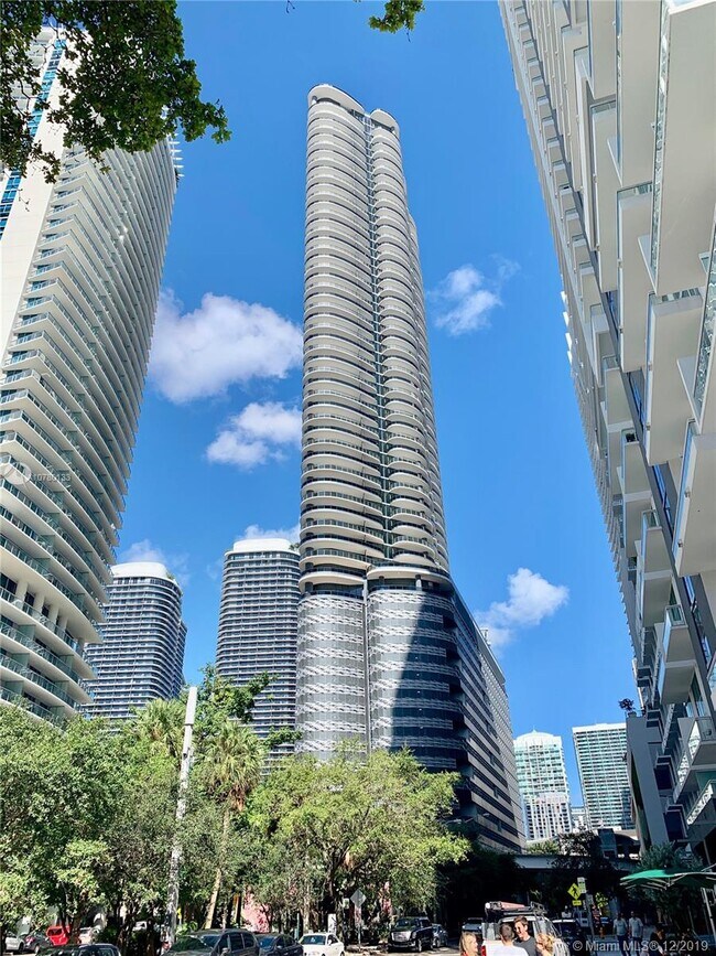 Building Photo - 1000 Brickell Plaza