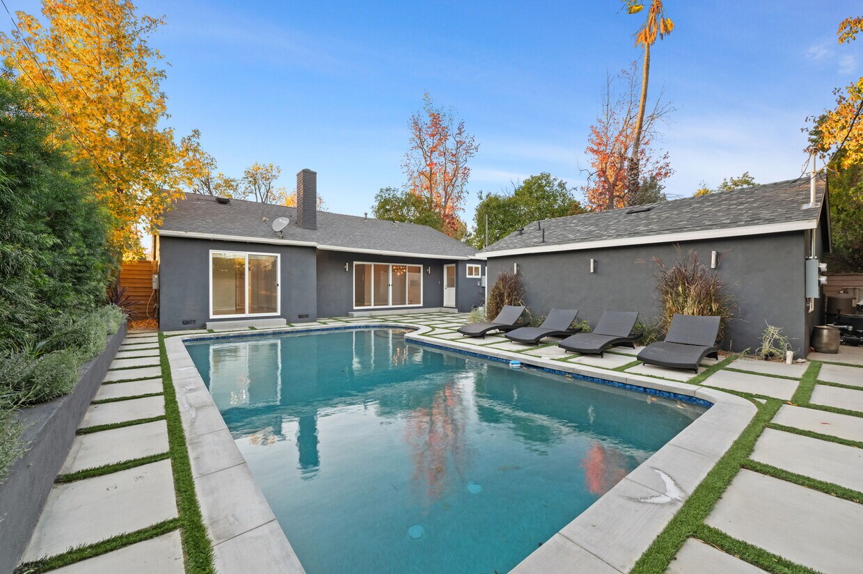 5630 Ostrom Ave, Encino, CA 91316 House for Rent in Encino, CA