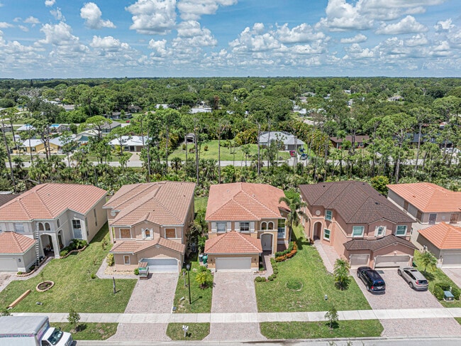 Foto del edificio - 5605 Spanish River Rd