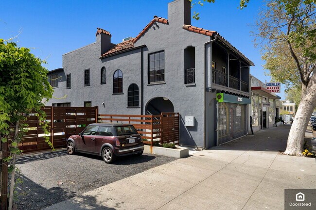 Building Photo - 1716 San Pablo Ave