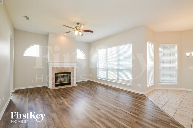 Foto del edificio - 3532 Silver Bluff Blvd