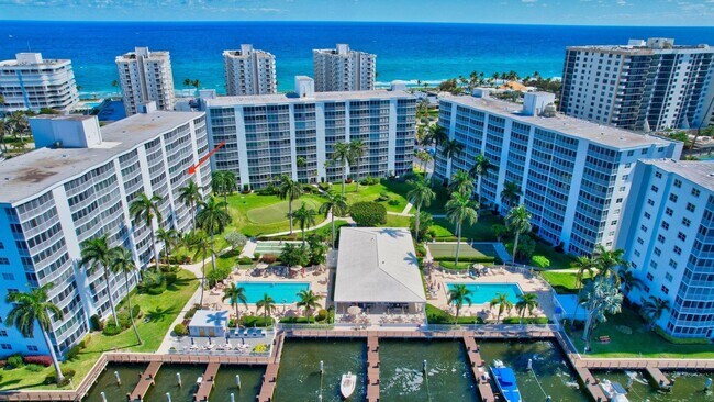 Building Photo - 3212 S Ocean Blvd