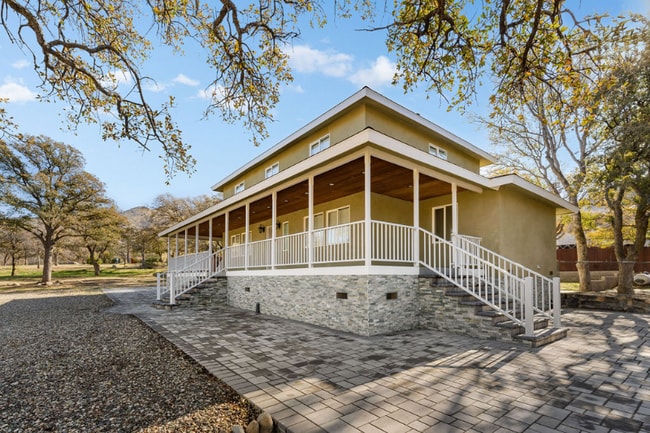 Building Photo - 6124 Juniper Rd
