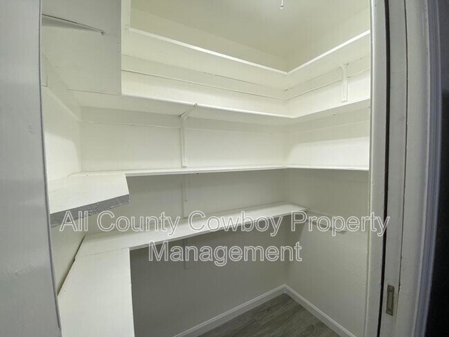 Foto del edificio - 4210 Comanche