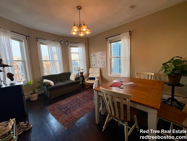 Photo - 72 Hillside St Apartment