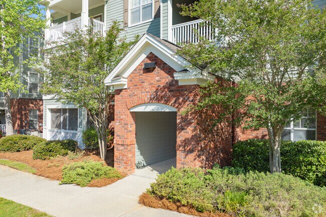 Entrada del edificio - Bryant at Summerville