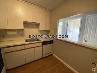Building Photo - 757 Highland Ave