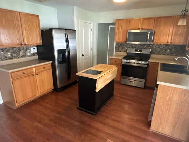 Foto del edificio - 3 Bed | 2.5 Bath Home in Raleigh with a Su...