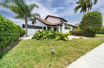 Building Photo - 330 SW 133rd Pl