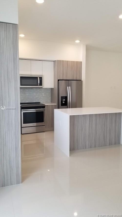 Foto del edificio - 10464 SW 118th Ave