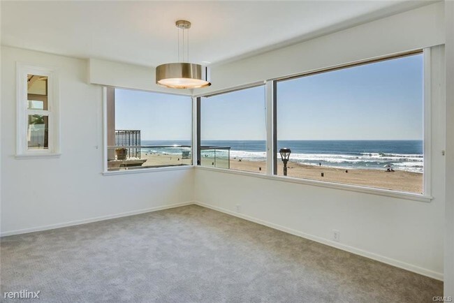 Building Photo - 5 br, 6 bath House - 2722 The Strand