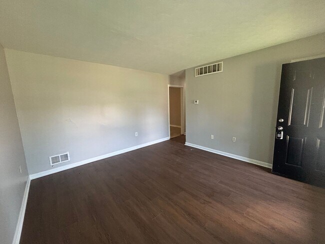 Foto del edificio - 2771 Northmeade Ave