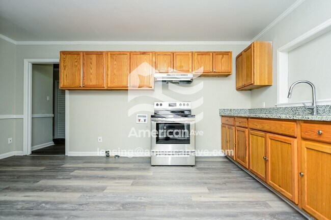 Foto del edificio - 1103 Cypress Dr