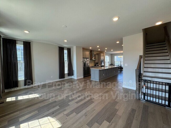 Building Photo - 12559 Todd Ln