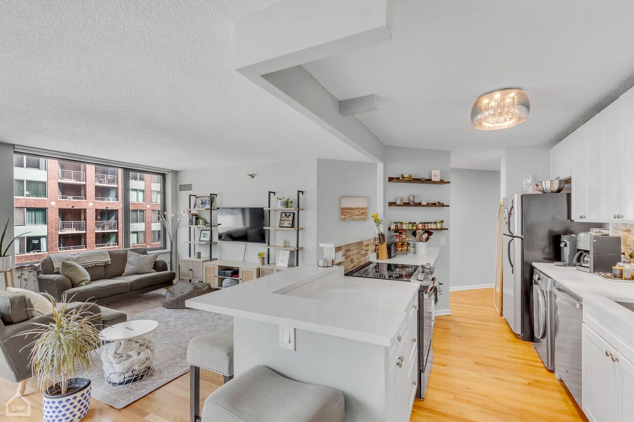 Foto principal - 440 N McClurg Ct