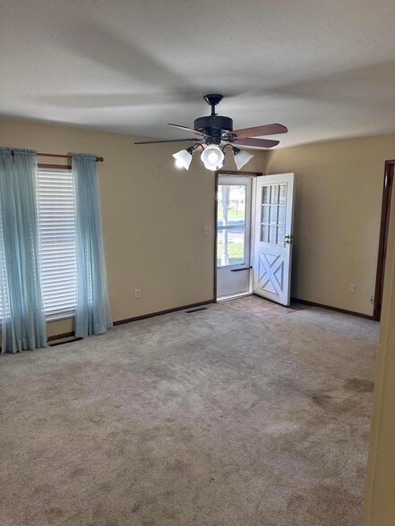 Foto del edificio - 388 Gamewood Dr