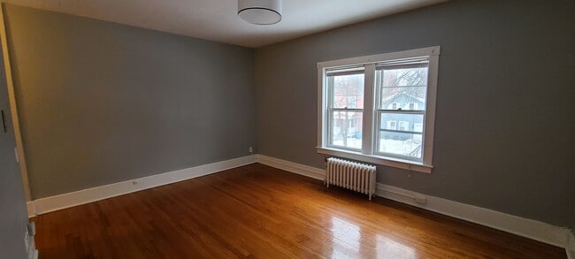 Building Photo - 85 Meigs St