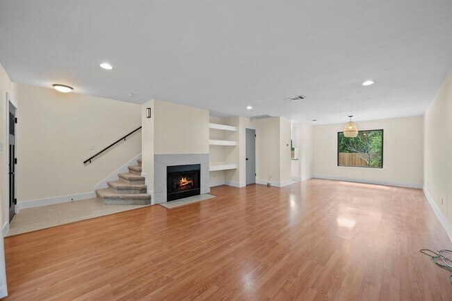 Building Photo - 9707 Nightjar Dr