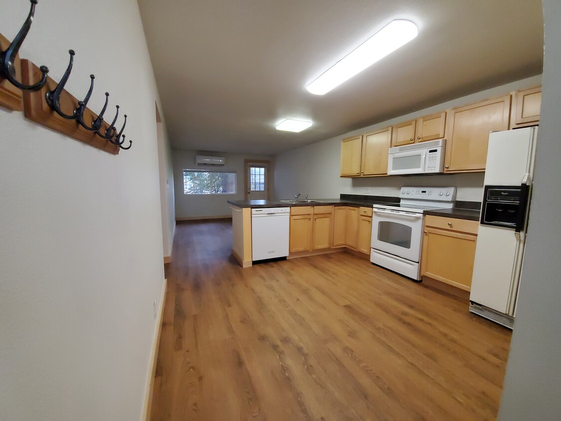 Primary Photo - 18021 NE 182nd Ave