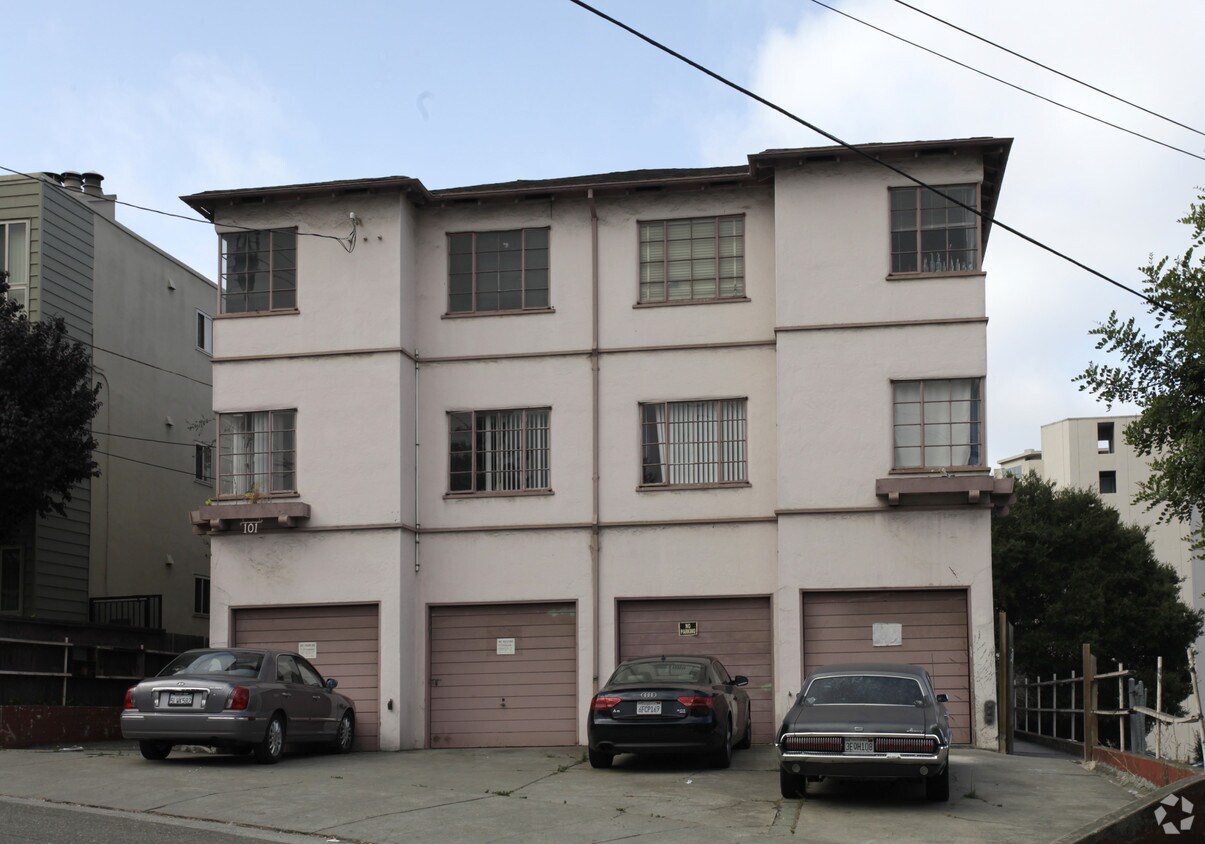 Building Photo - 101 Fairmount Ave