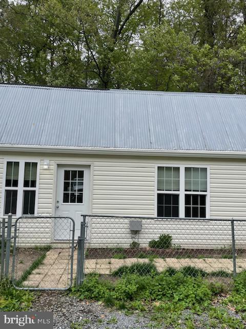Building Photo - 5705 Blaine Rd