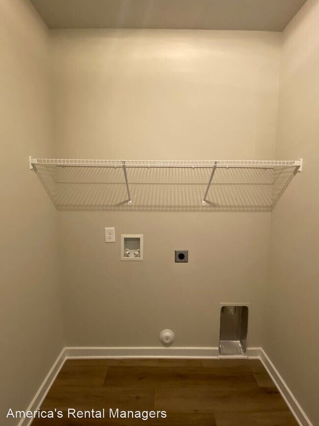 Foto del edificio - 3 br, 2 bath House - 110 Avalon Way