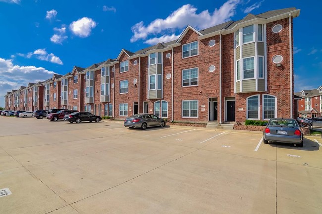 Lakeridge Townhome Condo - House for Rent in College Station, TX ...