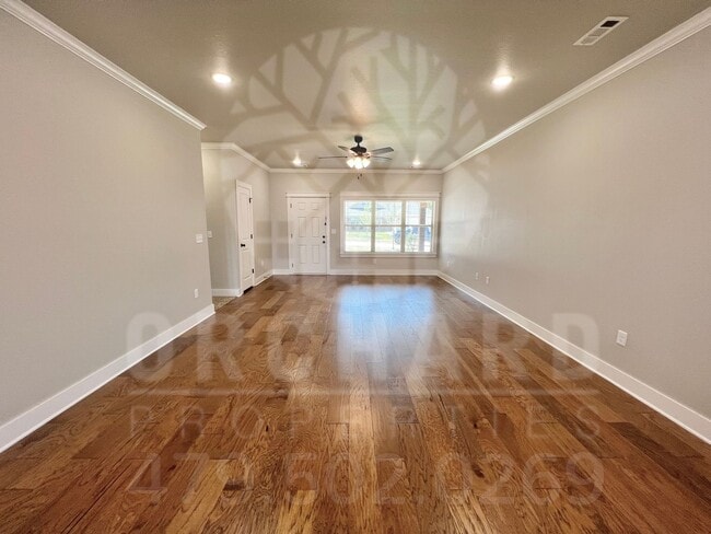 Building Photo - 528 Bradford Dr